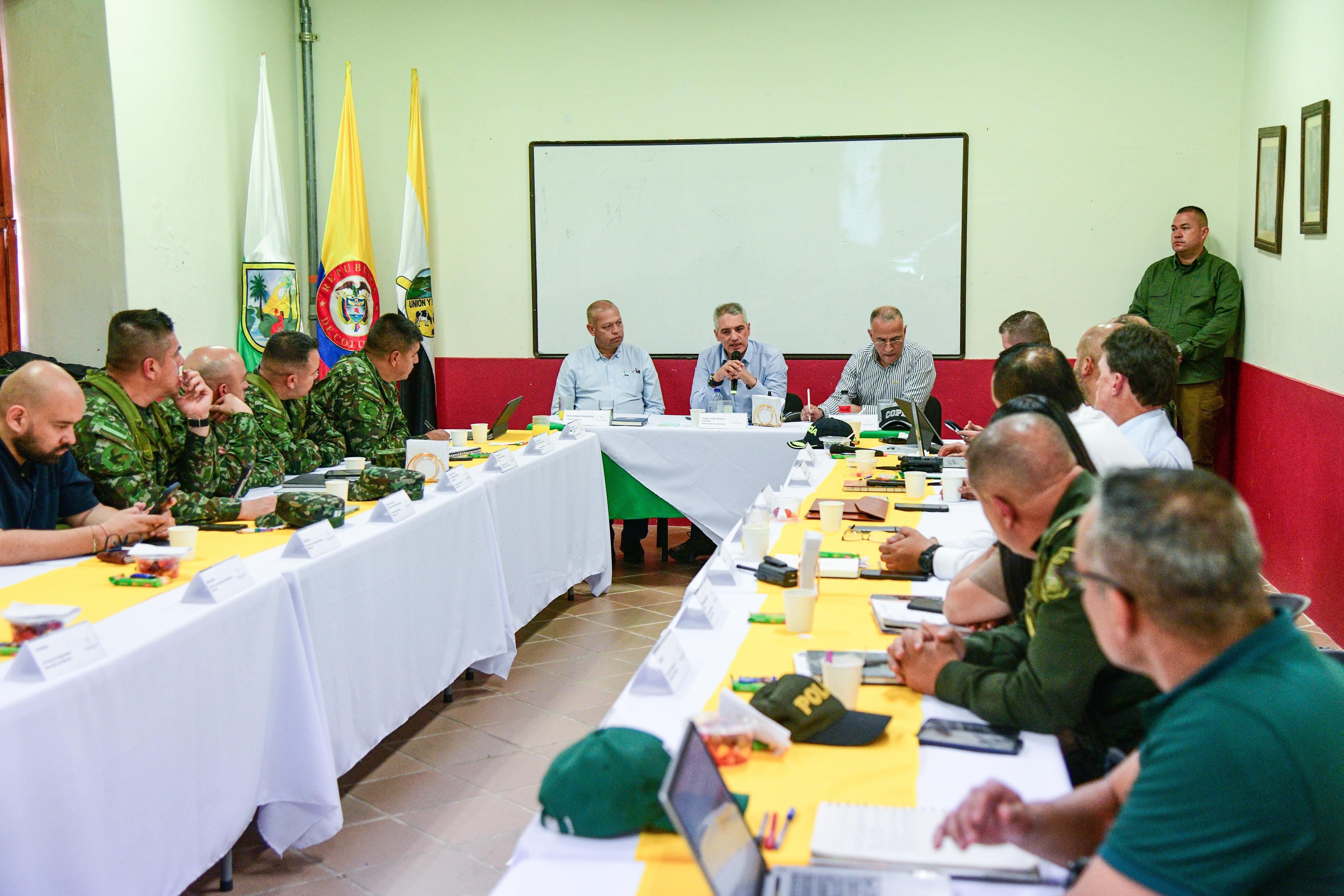 Gobernador Andrés Julián ofrece hasta 100 millones de pesos de recompensa por alias “Lobo” y “Pimpón” de las disidencias FARC